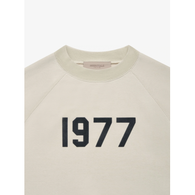 Лонгслив Fear of God Essentials Fleece "Beige" фото № 3