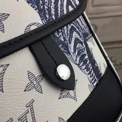 Сумка Louis Vuitton Messenger BB M54247 Monogram Savane Canvas "White" фото № 7 Сумка Louis Vuitton Messenger BB M54247 Monogram Savane Canvas "White" фото № 7