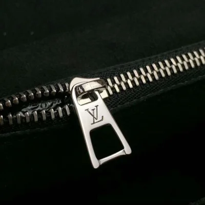 Сумка Louis Vuitton Pochette Kabuk M43495 Monogram Canvas "Brown" фото № 10 Сумка Louis Vuitton Pochette Kabuk M43495 Monogram Canvas "Brown" фото № 10