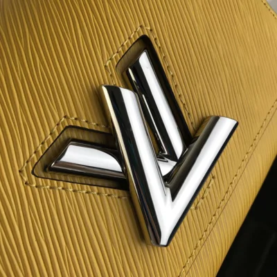 Сумка Louis Vuitton M52507 Twist PM Epi Leather Vert Acide "Yellow" фото № 6