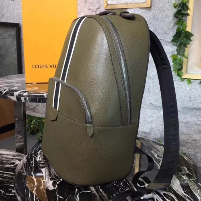 Рюкзак Louis Vuitton Anton Backpack M34407 Steppe Taiga Leather "Green" фото № 3