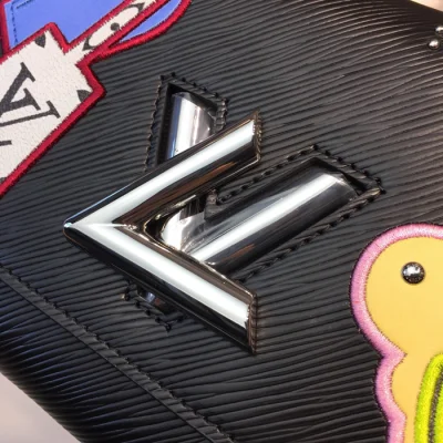 Сумка Louis Vuitton Twist MM M52699 Epi Leather "Black" фото № 6 Сумка Louis Vuitton Twist MM M52699 Epi Leather "Black" фото № 6