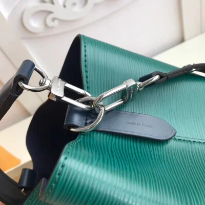 Сумка Louis Vuitton NeoNoe BB M53612 Epi Leather Emeraude Indigo "Green" фото № 8