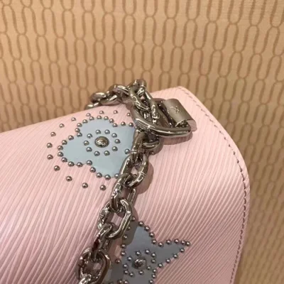 Сумка Louis Vuitton Twist MM M52131 Epi Leather Ballet Rose Ballerine "Pink" фото № 7