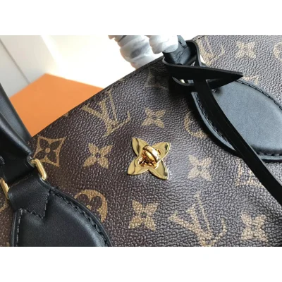Сумка Louis Vuitton Flower Zipped Tote BB M44351 Monogram Canvas Black "Brown" фото № 7 Сумка Louis Vuitton Flower Zipped Tote BB M44351 Monogram Canvas Black "Brown" фото № 7