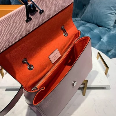 Сумка Louis Vuitton Grenelle PM M53694 Epi Leather Rose Ballerine "Pink" фото № 8