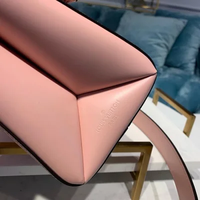 Сумка Louis Vuitton Grenelle PM M53694 Epi Leather Rose Ballerine "Pink" фото № 7