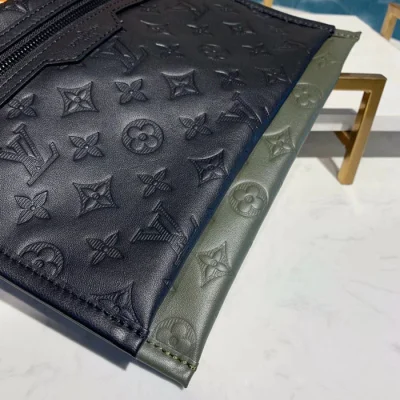 Сумка Louis Vuitton Double Flat Messenger M44635 Monogram Shadow Leather "Black" фото № 7