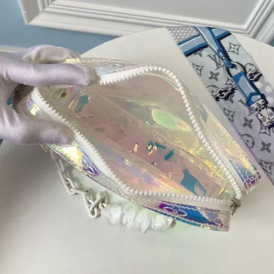 Сумка Louis Vuitton Pochette Volga M55261 Monogram PVC "Hologram" фото № 9