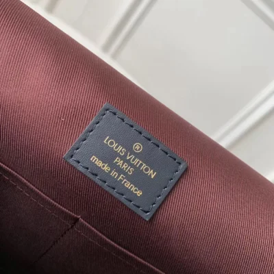 Сумка Louis Vuitton Cluny MM M44669 Monogram Canvas "Brown" фото № 10