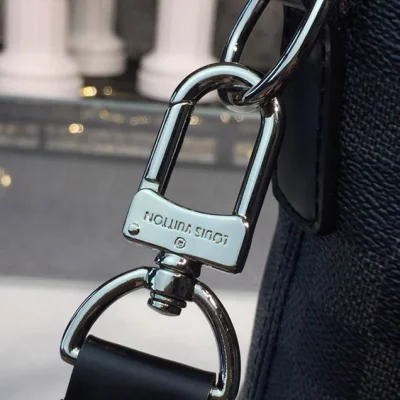 Портфель Louis Vuitton Porte-Documents Jour PM Bag 38cm Damier Graphite Canvas Fall Winter 2018 Collection N42242 Black "Graphite" фото № 5 Портфель Louis Vuitton Porte-Documents Jour PM Bag 38cm Damier Graphite Canvas Fall Winter 2018 Collection N42242 Black "Graphite" фото № 5