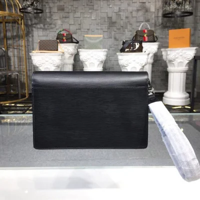 Клатч Louis Vuitton Thame Mens Clutch Epi Canvas Fall Winter 2018 Collection M42742 "Black" фото № 4