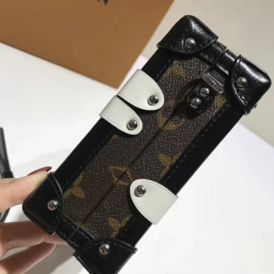 Сумка Louis Vuitton Wild Petite Malle Bag M51480 2018 "Brown" фото № 8 Сумка Louis Vuitton Wild Petite Malle Bag M51480 2018 "Brown" фото № 8