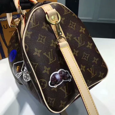 Сумка Louis Vuitton M43231 Speedy Bandouliere 30 World Tour Tote Bag Monogram Canvas "Brown" фото № 4 Сумка Louis Vuitton M43231 Speedy Bandouliere 30 World Tour Tote Bag Monogram Canvas "Brown" фото № 4
