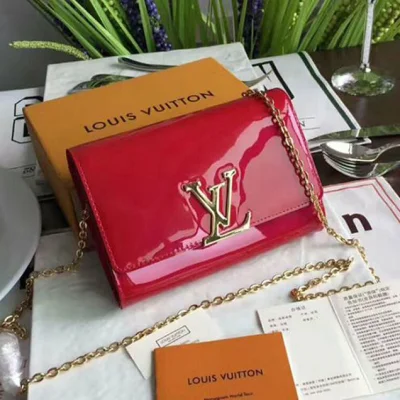 Сумка Louis Vuitton M51602 Louise Chain PM Crossbody Bag Monogram Vernis "Red" фото № 2