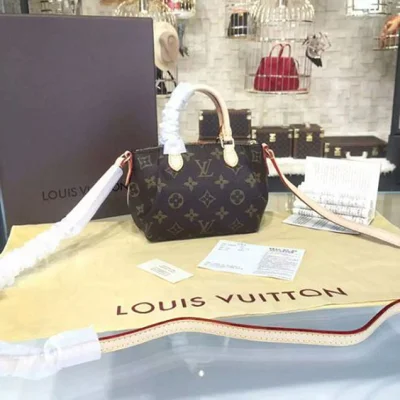 Сумка Louis Vuitton M61253 Nano Turenne Crossbody Bag Monogram Canvas "Brown" фото № 4 Сумка Louis Vuitton M61253 Nano Turenne Crossbody Bag Monogram Canvas "Brown" фото № 4