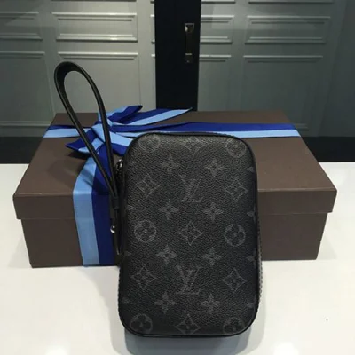 Клатч Louis Vuitton M61872 Box Clutch Monogram Eclipse Canvas "Black" фото № 2