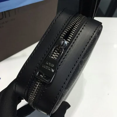 Клатч Louis Vuitton M61872 Box Clutch Monogram Eclipse Canvas "Black" фото № 7