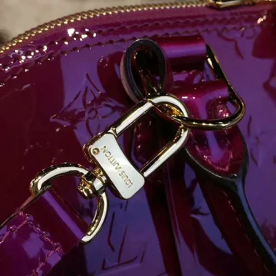Сумка Louis Vuitton M90321 Alma PM Tote Bag Monogram Vernis "Red" фото № 8
