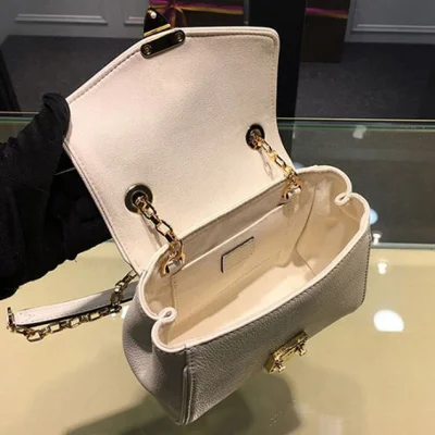 Сумка Louis Vuitton M94556 Saint-Germain BB Crossbody Bag Monogram Empreinte Leather "White" фото № 10