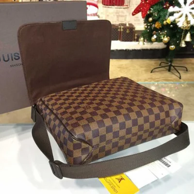Сумка Louis Vuitton N41212 District MM Messenger Bag Damier Ebene Canvas "Brown" фото № 9