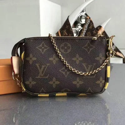 Сумка Louis Vuitton Mini Pochette Accessoires M67703 Monogram Canvas "Brown" фото № 3