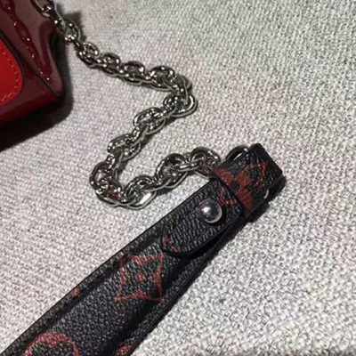 Сумка Louis Vuitton Twist PM M54245 Monogram Vernis "Red" фото № 9