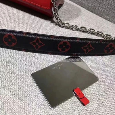 Сумка Louis Vuitton Twist PM M54245 Monogram Vernis "Red" фото № 10