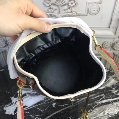 Сумка Louis Vuitton Petit Noe M43509 Monogram Canvas "Brown" фото № 10 Сумка Louis Vuitton Petit Noe M43509 Monogram Canvas "Brown" фото № 10