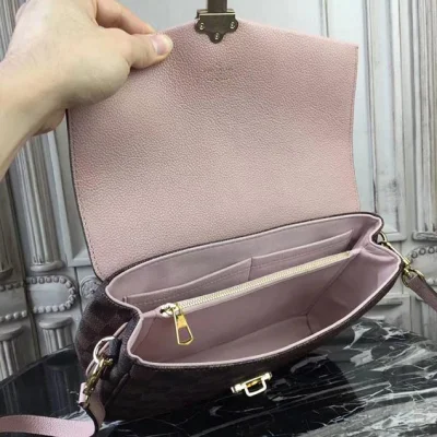 Сумка Louis Vuitton Clapton PM N44244 Damier Ebene Canvas "Brown" фото № 8 Сумка Louis Vuitton Clapton PM N44244 Damier Ebene Canvas "Brown" фото № 8