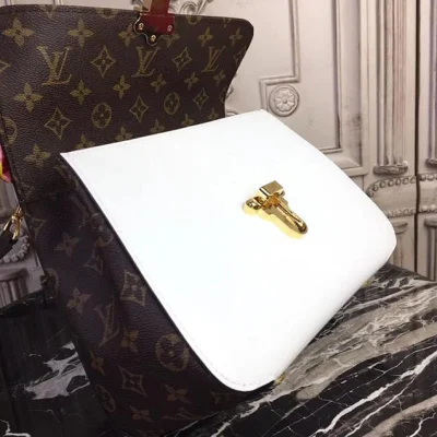 Сумка Louis Vuitton Monogram Vernis Cherrywood M53352 "White" фото № 8