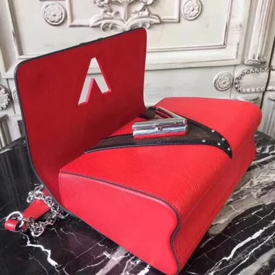 Сумка Louis Vuitton M51876 Twist MM Epi Leather "Red" фото № 9