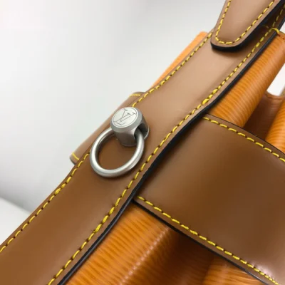 Сумка Louis Vuitton Twist Bucket M52803 Epi Leather Safran Yellow "Brown" фото № 6
