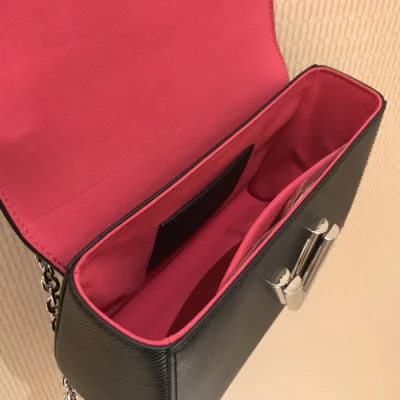 Сумка Louis Vuitton Twist MM M52134 Epi Leather "Black" фото № 9