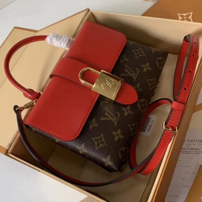Сумка Louis Vuitton Locky BB M44322 Monogram Canvas Coquelicot Red "Brown" фото № 2 Сумка Louis Vuitton Locky BB M44322 Monogram Canvas Coquelicot Red "Brown" фото № 2