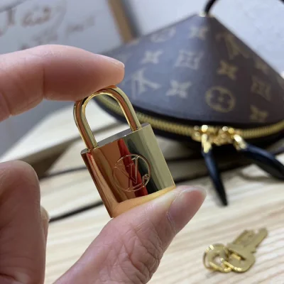 Сумка Louis Vuitton Toupie M44592 Monogram Canvas "Brown" фото № 6