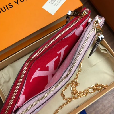 Клатч Louis Vuitton Pochette Double Zip M67561 Monogram Coated Canvas Pink "Red" фото № 6
