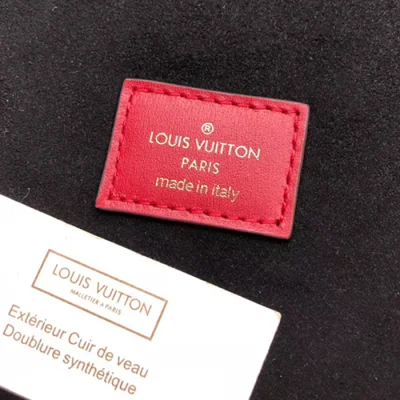 Сумка Louis Vuitton Cannes M53998 Monogram Vernis "Red" фото № 10
