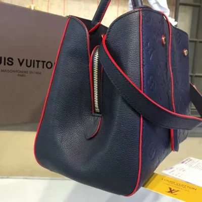 Сумка Louis Vuitton M42746 Montaigne MM Tote Bag Monogram Empreinte Leather "Navy Blue" фото № 9 Сумка Louis Vuitton M42746 Montaigne MM Tote Bag Monogram Empreinte Leather "Navy Blue" фото № 9