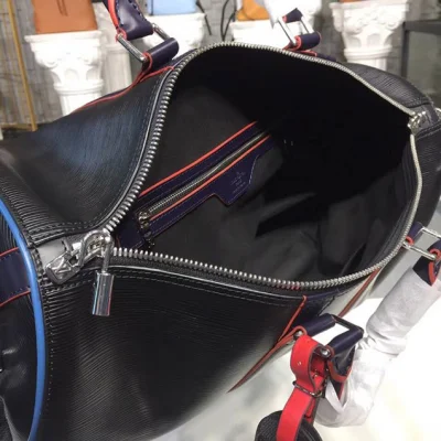 Сумка Louis Vuitton Epi Patchwork Keepall Bandouliere 45 Bag M51462 2018 "Black" фото № 9 Сумка Louis Vuitton Epi Patchwork Keepall Bandouliere 45 Bag M51462 2018 "Black" фото № 9