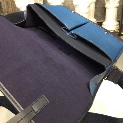 Сумка Louis Vuitton Men's Messenger PM Bag in Epi Leather M53494 Blue Azur 2017 "Navy Blue" фото № 8