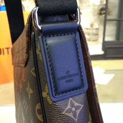 Сумка Louis Vuitton M40935 District PM Messenger Bag Monogram Macassar Canvas "Brown" фото № 10 Сумка Louis Vuitton M40935 District PM Messenger Bag Monogram Macassar Canvas "Brown" фото № 10