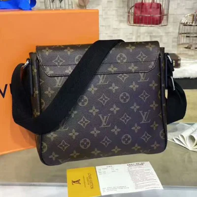 Сумка Louis Vuitton M40935 District PM Messenger Bag Monogram Macassar Canvas "Brown" фото № 4 Сумка Louis Vuitton M40935 District PM Messenger Bag Monogram Macassar Canvas "Brown" фото № 4