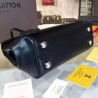 Сумка Louis Vuitton M41312 Cluny BB Tote Bag Epi Leather "Black" фото № 5