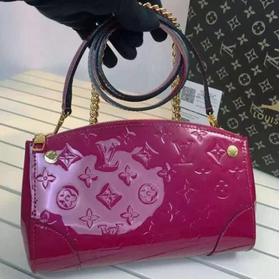 Сумка Louis Vuitton M50406 Santa Monica Clutch Crossbody Bag Monogram Vernis "Pink" фото № 2
