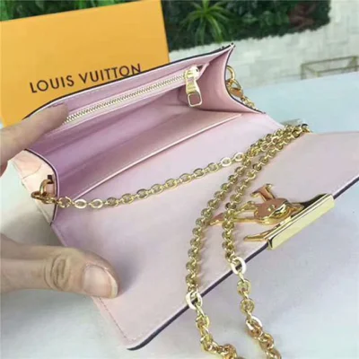 Сумка Louis Vuitton M51603 Louise Chain PM Crossbody Bag Monogram Vernis "Pink" фото № 10