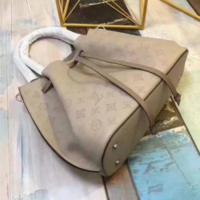 Сумка Louis Vuitton M54403 Girolata Tote Bag Mahina Leather "Beige" фото № 5