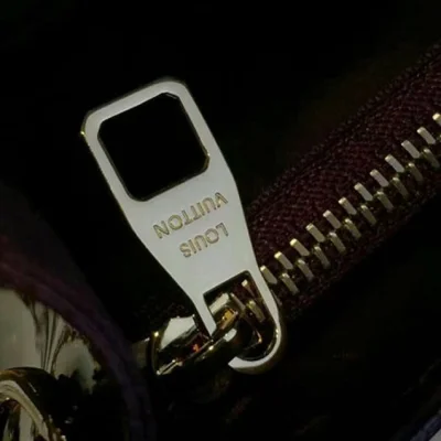 Сумка Louis Vuitton M90990 Mira Crossbody Bag Monogram Vernis "Chocolate" фото № 10 Сумка Louis Vuitton M90990 Mira Crossbody Bag Monogram Vernis "Chocolate" фото № 10