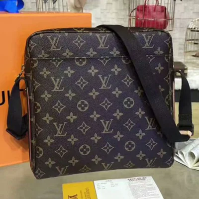 Сумка Louis Vuitton M97037 Trotteur Beaubourg Messenger Bag Monogram Canvas "Brown" фото № 2