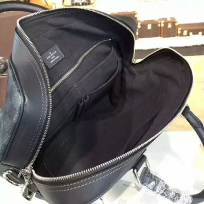 Портфель Louis Vuitton N41347 Porte-Documents Business Briefcase Damier Cobalt Canvas "Navy Blue" фото № 8 Портфель Louis Vuitton N41347 Porte-Documents Business Briefcase Damier Cobalt Canvas "Navy Blue" фото № 8
